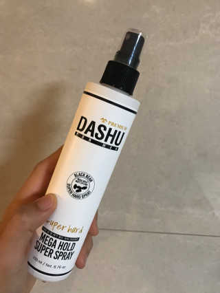 다슈코리아 다슈 포 맨 프리미엄 메가 홀드 슈퍼 스프레이 250ml — 4.5점을 준 리뷰어가 2019년 2월 올린 사용 사진