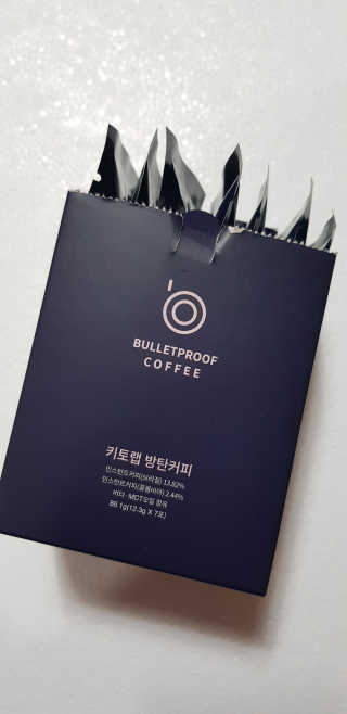 키토랩 방탄커피 일주일용 — 5점을 준 리뷰어가 2019년 4월 올린 사용 사진