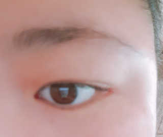피카소 속눈썹 접착제 2종 + 아이미속눈썹 2종 — 4.5점을 준 리뷰어가 2019년 10월 올린 사용 사진