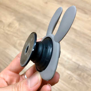 하이키키 디즈니 토이스토리 주토피아 팝톡  휴대폰 거치대 — 5점을 준 리뷰어가 2019년 11월 올린 사용 사진