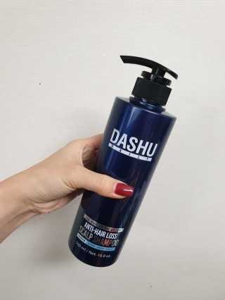 다슈코리아 다슈 단백질 한방 두피 골드 샴푸 500ml +샴푸브러쉬 — 5점을 준 리뷰어가 2020년 1월 올린 사용 사진