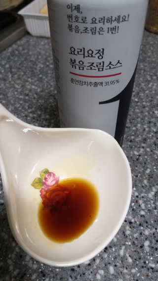 요요랩 요리요정 NO.1 볶음조림소스 420ml — 5점을 준 리뷰어가 2019년 10월 올린 사용 사진