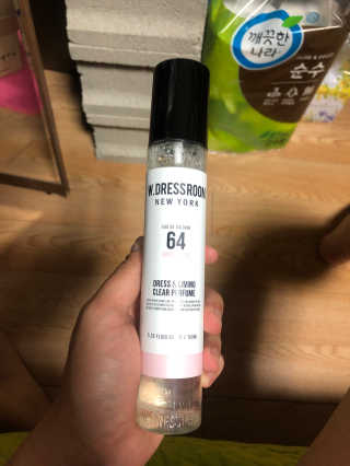 더블유드레스룸 드레스퍼퓸 150ml — 4점을 준 리뷰어가 2018년 6월 올린 사용 사진