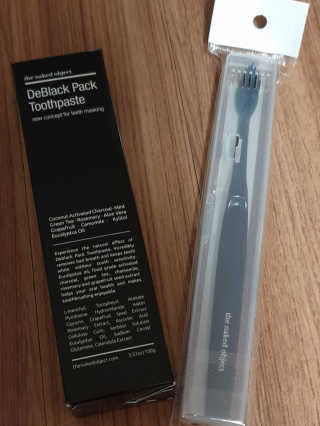 the naked object 디블랙팩치약 디블랙칫솔 세트 — 5점을 준 리뷰어가 2020년 2월 올린 사용 사진