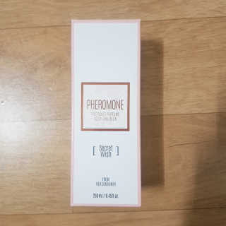 레드컨테이너 페로몬향 퍼퓸 바디에멀전 — 5점을 준 리뷰어가 2020년 1월 올린 사용 사진