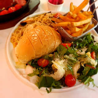 뉴욕아파트먼트 합정점 [뉴욕아파트먼트 오리지날그릴] 4만원 이용권 — 5점을 준 리뷰어가 2020년 2월 올린 사용 사진