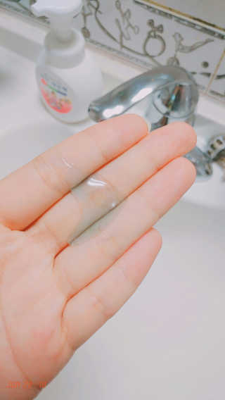 다슈코리아 다슈 데일리 비타플렉스 올인원 바디워시 — 5점을 준 리뷰어가 2018년 6월 올린 사용 사진