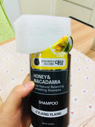 쿤달 네이처 샴푸 — 5점을 준 리뷰어가 2018년 9월 올린 사용 사진