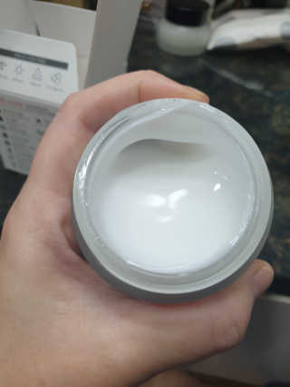 (주)에네스티 미스랩 갈락토미세스 인텐시브 크림 — 5점을 준 리뷰어가 2019년 10월 올린 사용 사진