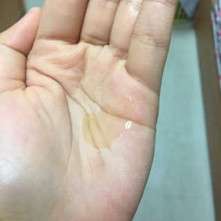 다슈코리아 다슈 데일리 리페어 헤어 오일 에센스 — 5점을 준 리뷰어가 2017년 4월 올린 사용 사진