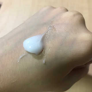 자빈드서울 시티플라워 아쿠아 젤 크림 — 5점을 준 리뷰어가 2019년 7월 올린 사용 사진