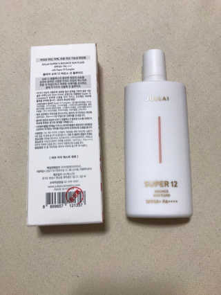 쥴라이Jullai 슈퍼 12 바운스 선 플루이드 SPF50+ PA++++ — 5점을 준 리뷰어가 2019년 7월 올린 사용 사진