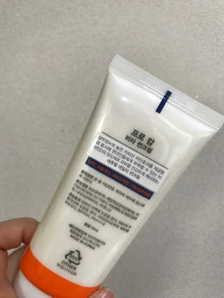 클레어테라피 프로-캄 비타 선크림 — 4.5점을 준 리뷰어가 2019년 4월 올린 사용 사진