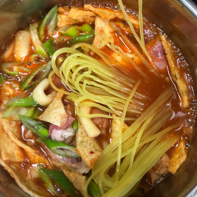 식스레시피 마라떡볶이 쿠킹박스 2인분 리뷰 사진