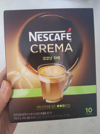 네스카페 코리아 네스카페 크레마 코코넛라떼 — 4.83점을 준 리뷰어가 2018년 1월 올린 사용 사진