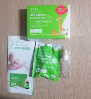 그린스토어 베이비드롭 프로바이오틱스 1병 30일분 — 5점을 준 리뷰어가 2018년 6월 올린 사용 사진