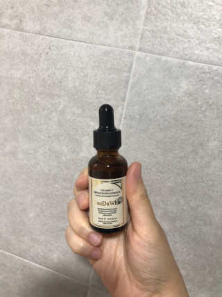 [스킨큐어] 산다화 비타민C 화이트닝 에센스 30ml — 5점을 준 리뷰어가 2019년 7월 올린 사용 사진
