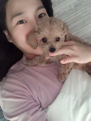 [더마퀸]쿨링스틱 페이스앤아이 — 5점을 준 리뷰어가 2019년 5월 올린 사용 사진