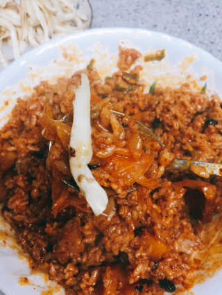 뜰아채유통 춘천닭갈비덮밥소스와 머쉬마루 버섯 — 5점을 준 리뷰어가 2018년 10월 올린 사용 사진