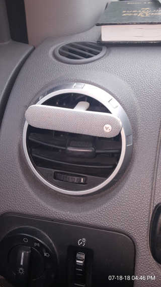 Vistic Car Air Freshener - Drec — 5점을 준 리뷰어가 2018년 7월 올린 사용 사진