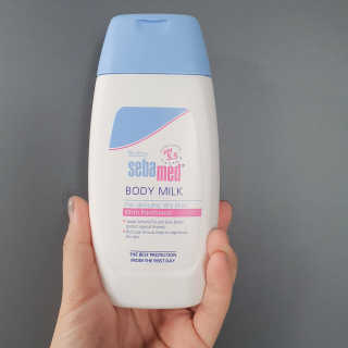 세바메드 베이비 바디밀크 200ml — 5점을 준 리뷰어가 2019년 12월 올린 사용 사진