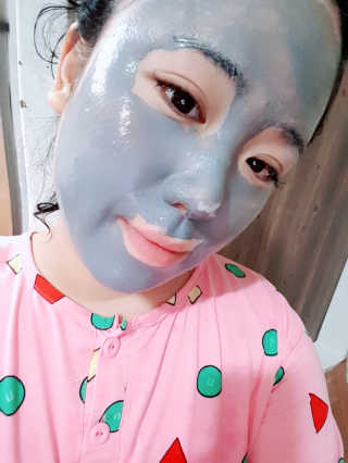 SWISSE 스위스 마누카 허니 디톡시파잉 페이셜 마스크 — 5점을 준 리뷰어가 2019년 12월 올린 사용 사진