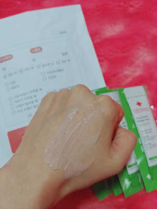 셀퓨전씨 트리악 포어 딜리트 버블 팩 — 5점을 준 리뷰어가 2018년 4월 올린 사용 사진