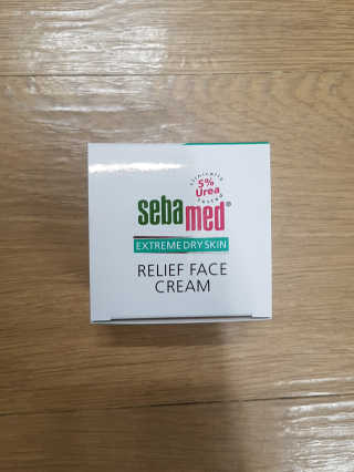 세바메드 우레아 수분폭탄크림 50ml — 4.5점을 준 리뷰어가 2019년 11월 올린 사용 사진