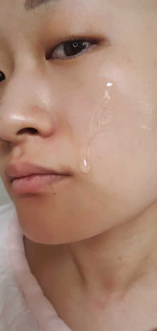 메디필 에스테 더마 레드마린 콜라겐 토너 — 5점을 준 리뷰어가 2020년 1월 올린 사용 사진