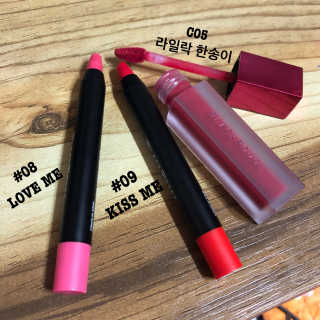 [블랙루즈] 에어 핏 촉촉틴트 + 크리미 벨벳 립크레용 — 4.17점을 준 리뷰어가 2018년 7월 올린 사용 사진