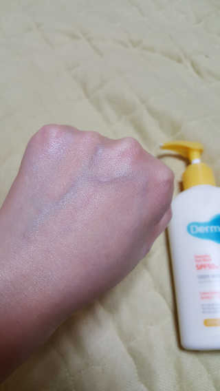 더마비 에브리데이 선블록 SPF50+ PA++++ — 5점을 준 리뷰어가 2019년 4월 올린 사용 사진