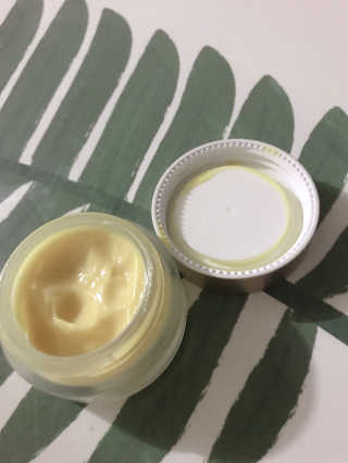 GoodDay Skincare GoodDay 강황 크림 — 5점을 준 리뷰어가 2019년 8월 올린 사용 사진