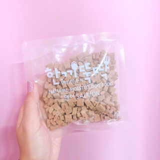 [펫토리아] 맛도 영양도 BEST 한끼뚝딱 강아지 사료 — 4.5점을 준 리뷰어가 2018년 12월 올린 사용 사진
