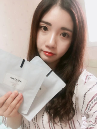 아가타 코스메틱 아가타 펑셔넬 마스크 — 4점을 준 리뷰어가 2016년 7월 올린 사용 사진