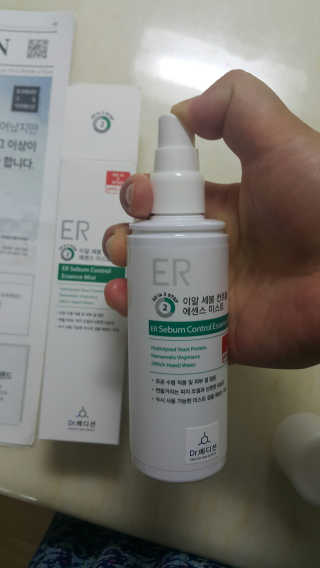 Dr.메디션 이알세붐컨트롤 에센스미스트 [피지조절] — 4.83점을 준 리뷰어가 2018년 8월 올린 사용 사진