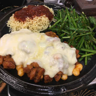 고향원조숯불닭갈비 [고향산천원조숯불닭갈비] 뼈없는 숯불닭갈비 2인세트 — 5점을 준 리뷰어가 2018년 9월 올린 사용 사진
