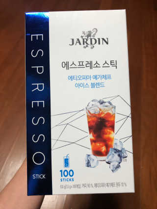 (주)쟈뎅 [쟈뎅] 에스프레소스틱 아이스블렌드 — 3.5점을 준 리뷰어가 2019년 5월 올린 사용 사진