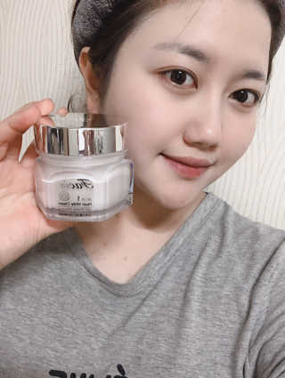 파시스 올인원 진주 화이트닝 크림 100ml — 5점을 준 리뷰어가 2019년 4월 올린 사용 사진