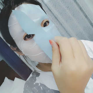 23years old 바데카실 더마실 마스크 — 4.5점을 준 리뷰어가 2018년 4월 올린 사용 사진