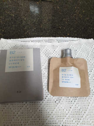 톤28 유기농 블루라이트 방어 UV 차단거리 지성용 B2 — 4점을 준 리뷰어가 2019년 4월 올린 사용 사진