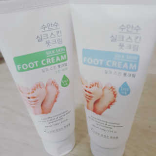 (주)에네스티 에네스티 수안수 실크스킨 풋크림 1+1 — 4.5점을 준 리뷰어가 2019년 9월 올린 사용 사진