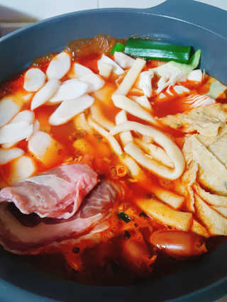 식스레시피 마라떡볶이 쿠킹박스 2인분 — 5점을 준 리뷰어가 2019년 6월 올린 사용 사진