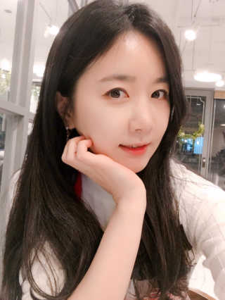 수앤수 원터치귀걸이 로즈핑크컬러 13종 모음 — 5점을 준 리뷰어가 2019년 3월 올린 사용 사진