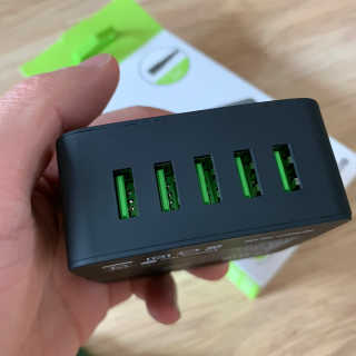 아이오티코리아 아이오티 5포트 USB 멀티 충전기 — 4점을 준 리뷰어가 2019년 2월 올린 사용 사진