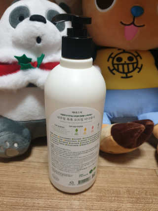 (주)에네스티 내추럴 촉촉  오트밀 바디워시 500ml — 5점을 준 리뷰어가 2019년 12월 올린 사용 사진