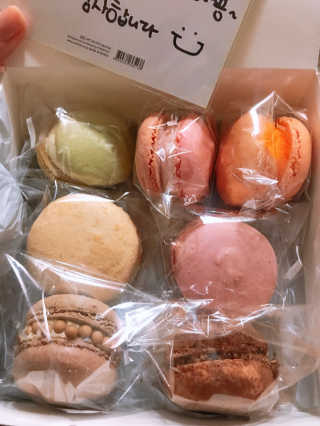M카롱 반할만큼 달콤한 수제마카롱 — 5점을 준 리뷰어가 2018년 5월 올린 사용 사진