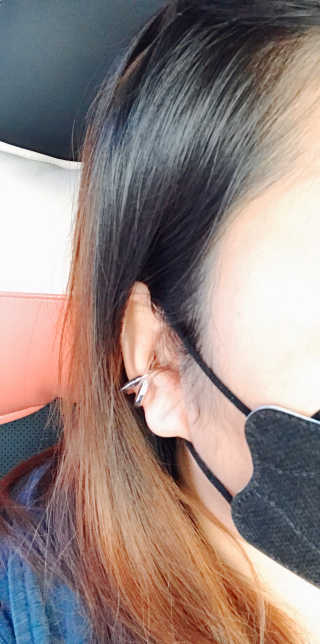 키픔 ETERNAL earcuff_이터널 이어커프 — 3점을 준 리뷰어가 2020년 2월 올린 사용 사진