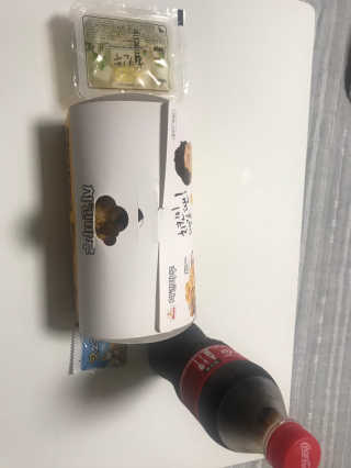 [치킨마루]-  빠사칸윙봉현미 + 콜라 500ml — 5점을 준 리뷰어가 2019년 7월 올린 사용 사진