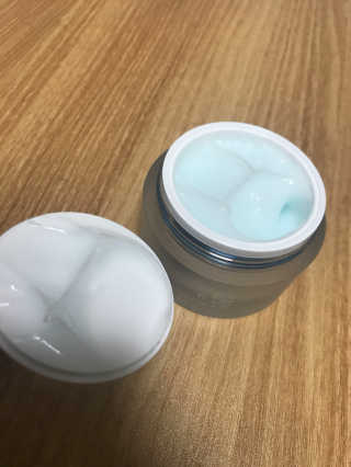 포렌코즈 아쿠아 커넥션 크림 — 4.5점을 준 리뷰어가 2017년 8월 올린 사용 사진