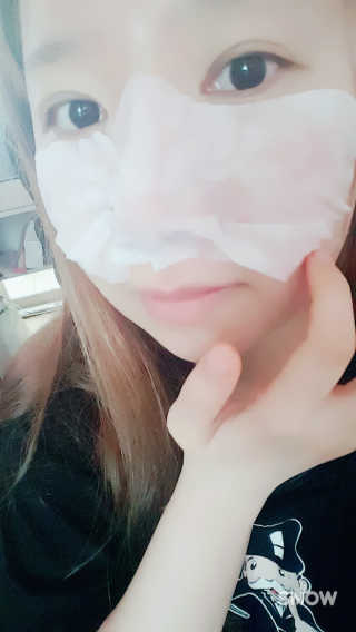 23years old 에어레이닉 포어 마스크 — 4점을 준 리뷰어가 2017년 4월 올린 사용 사진